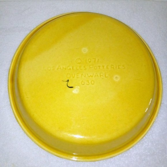 1971 Los Angeles Potteries Ovenware Pumpkin Pie Plate - Picture 3 of 3